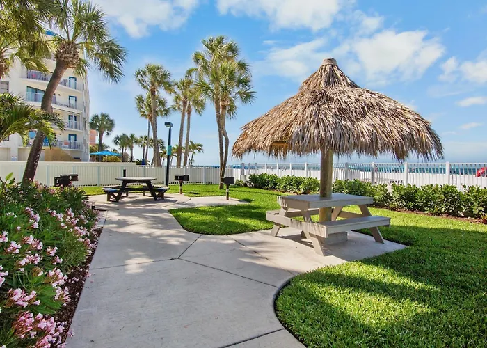 Dollar 405 * Clearwater Beach
