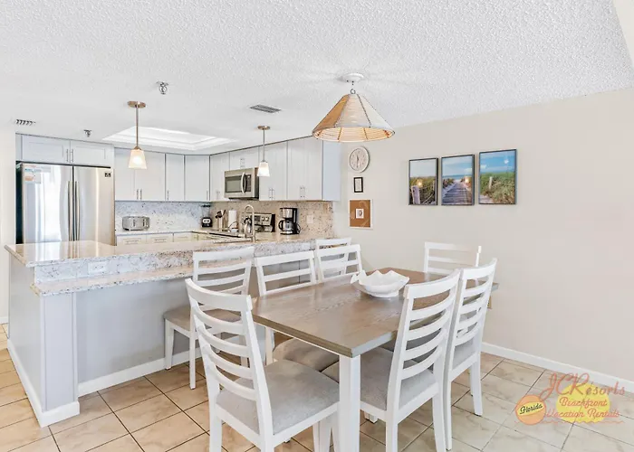 Dollar 405 Apartment *
